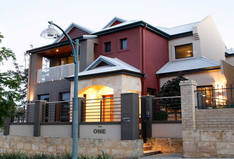 Ambassador Construction & Maintenance - Darwin Builders 0