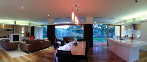 MacKinnon T R & Co - Darwin Builders 1