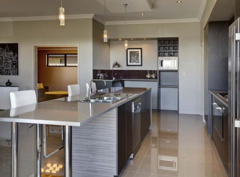 Metrostrata Developments - Darwin Builders 0