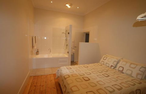 Time To Renovate - Darwin Builders 1