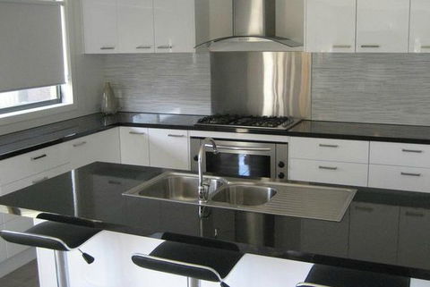 Adrian Bassett Homes - Darwin Builders 1