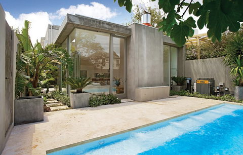 Building Victoria - Darwin Builders 1