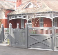 Old Malvern Pickets - Darwin Builders